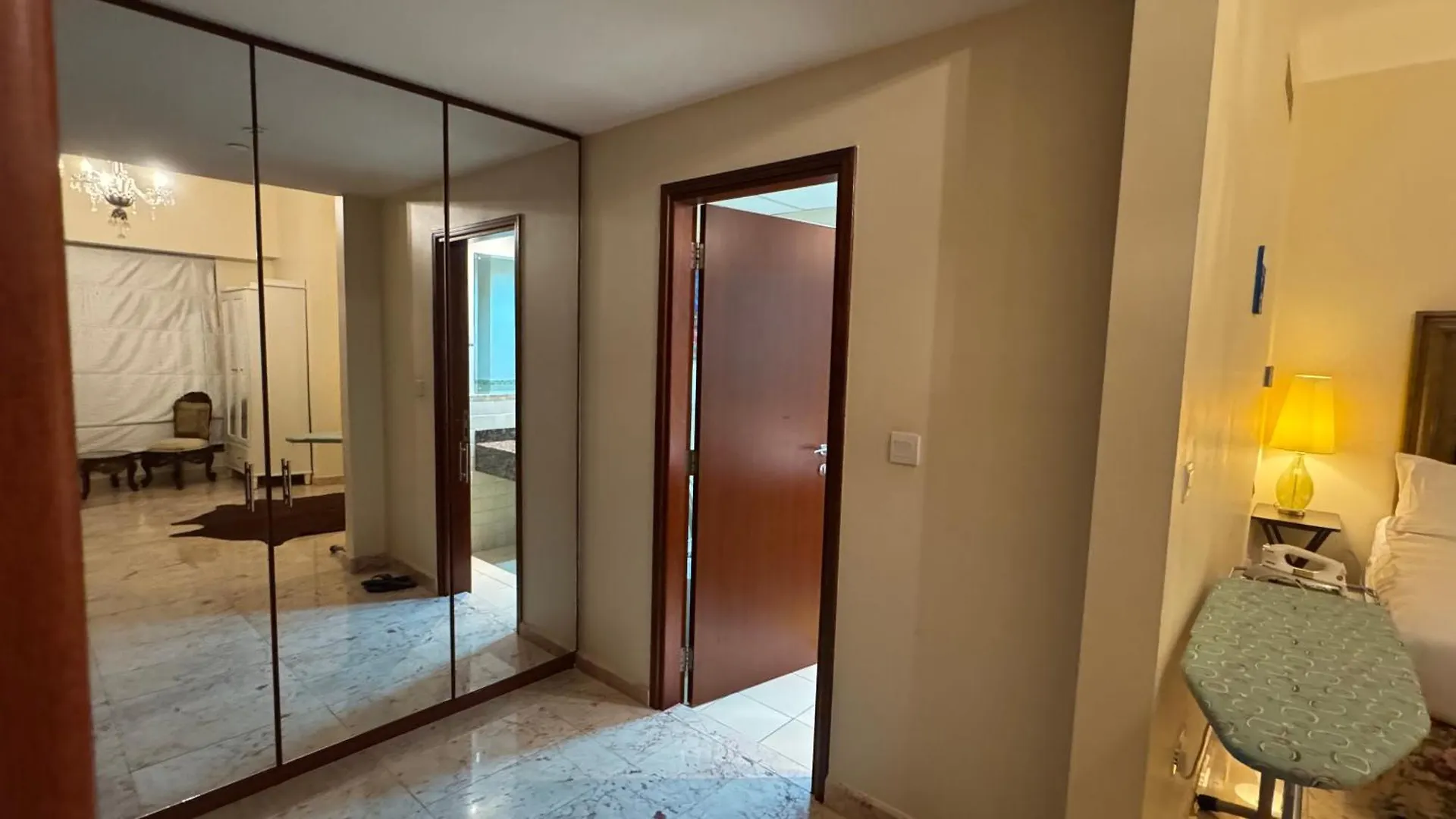 Marina View Executive Apartment , 3 Mins Jbr Beach Walk Dubai Aparthotel