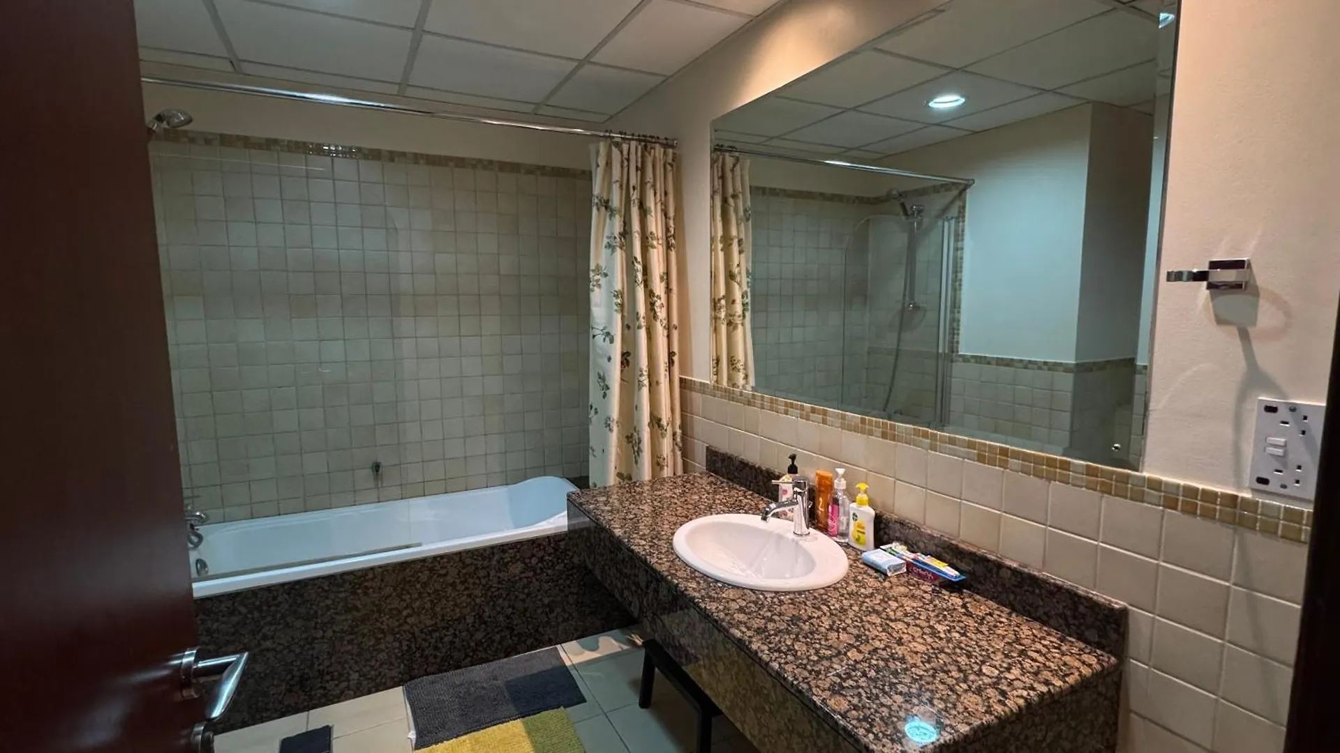 Marina View Executive Apartment , 3 Mins Jbr Beach Walk Dubai 0*,  United Arab Emirates