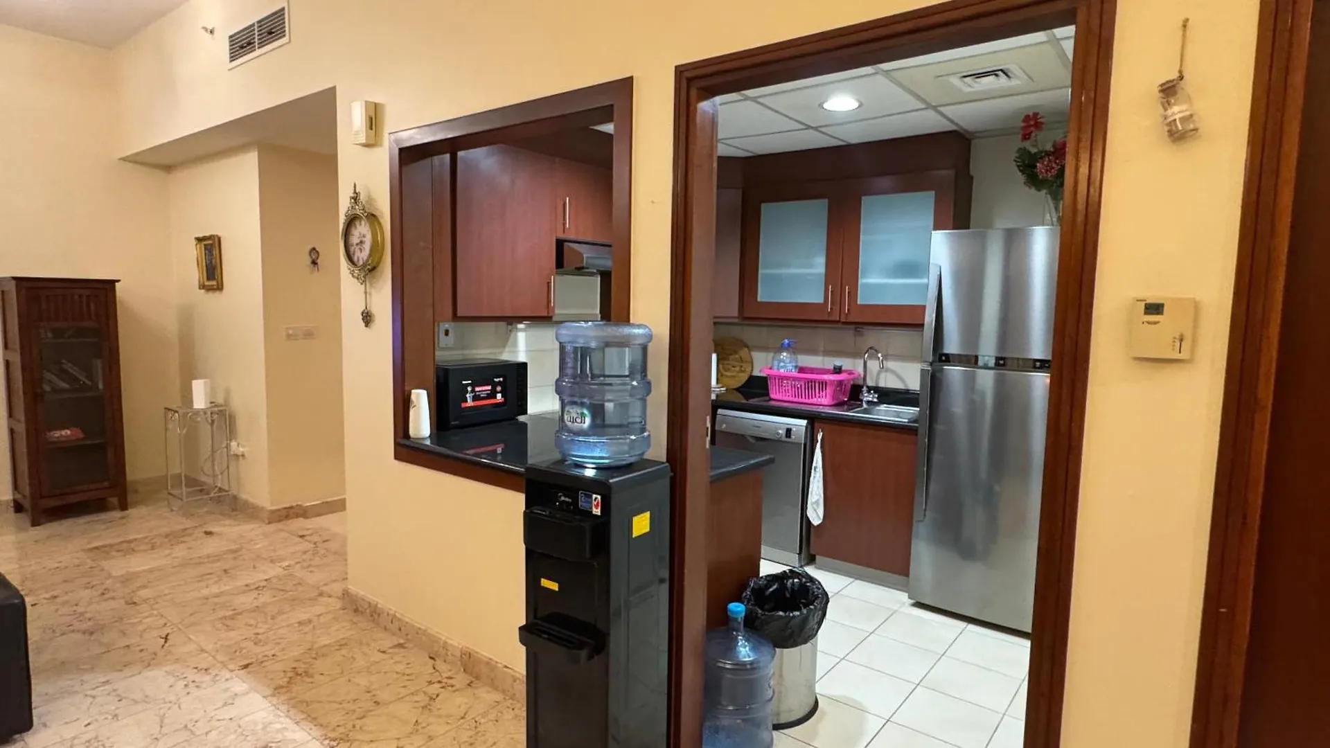 Marina View Executive Apartment , 3 Mins Jbr Beach Walk Dubai United Arab Emirates