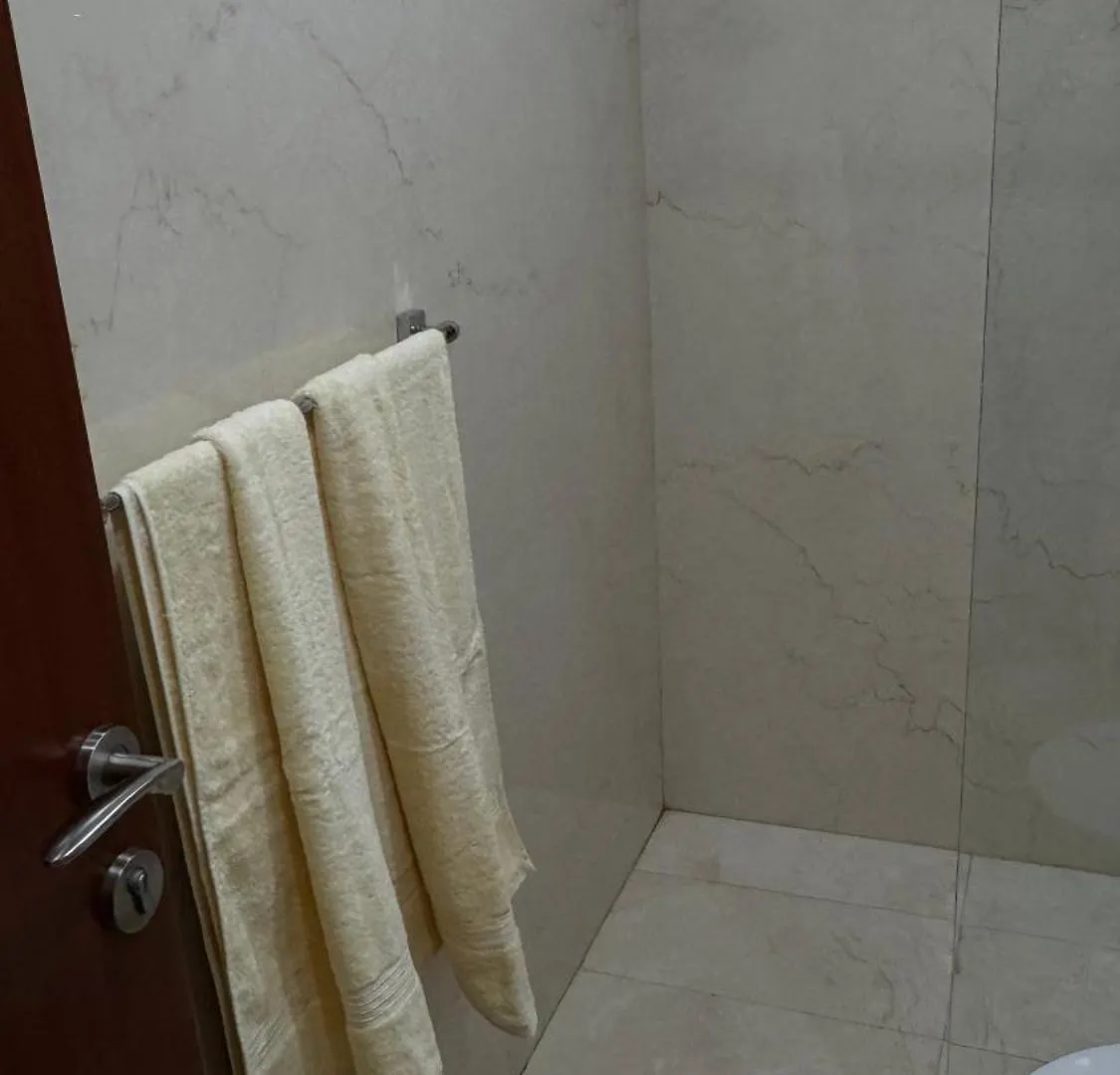 Marina View Executive Apartment , 3 Mins Jbr Beach Walk Dubai Aparthotel