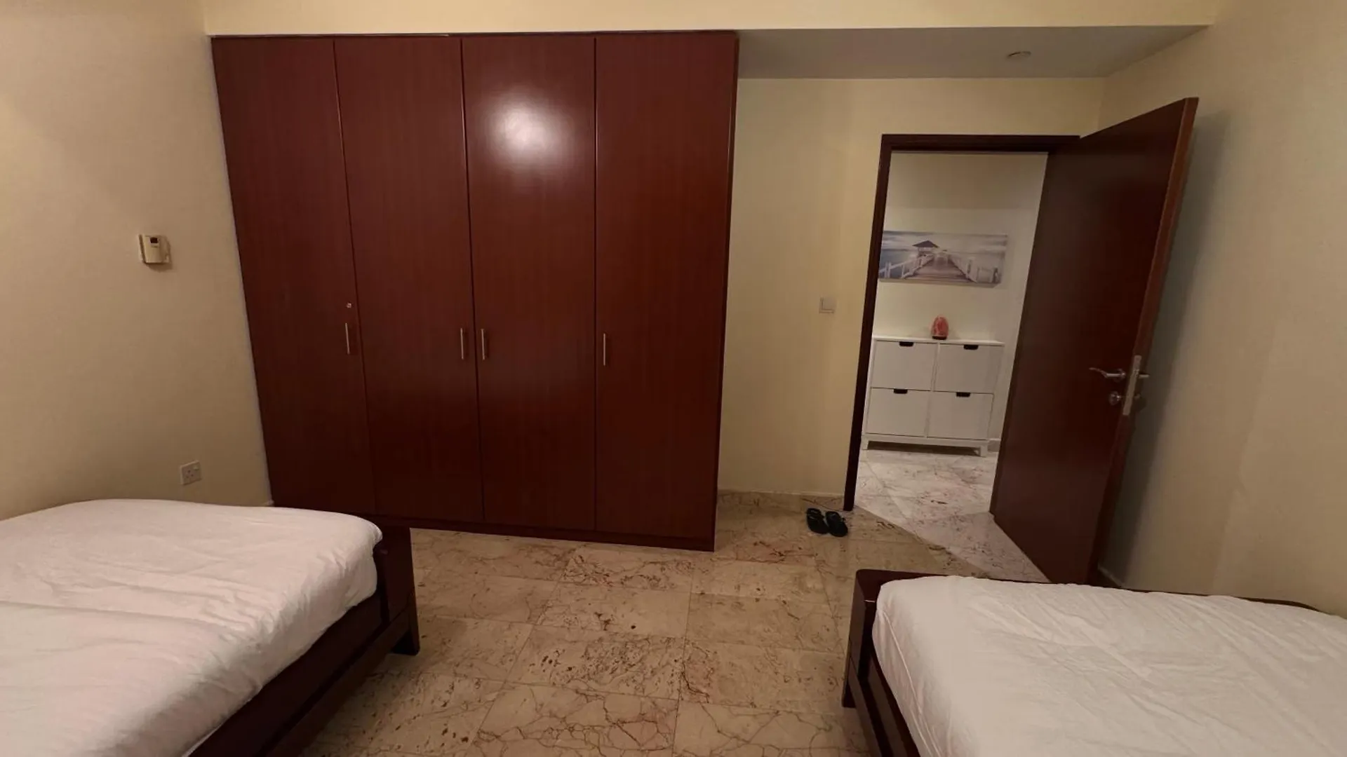 Marina View Executive Apartment , 3 Mins Jbr Beach Walk Дубай